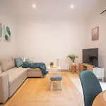 One Bedroom Apartment In Carrer Arago