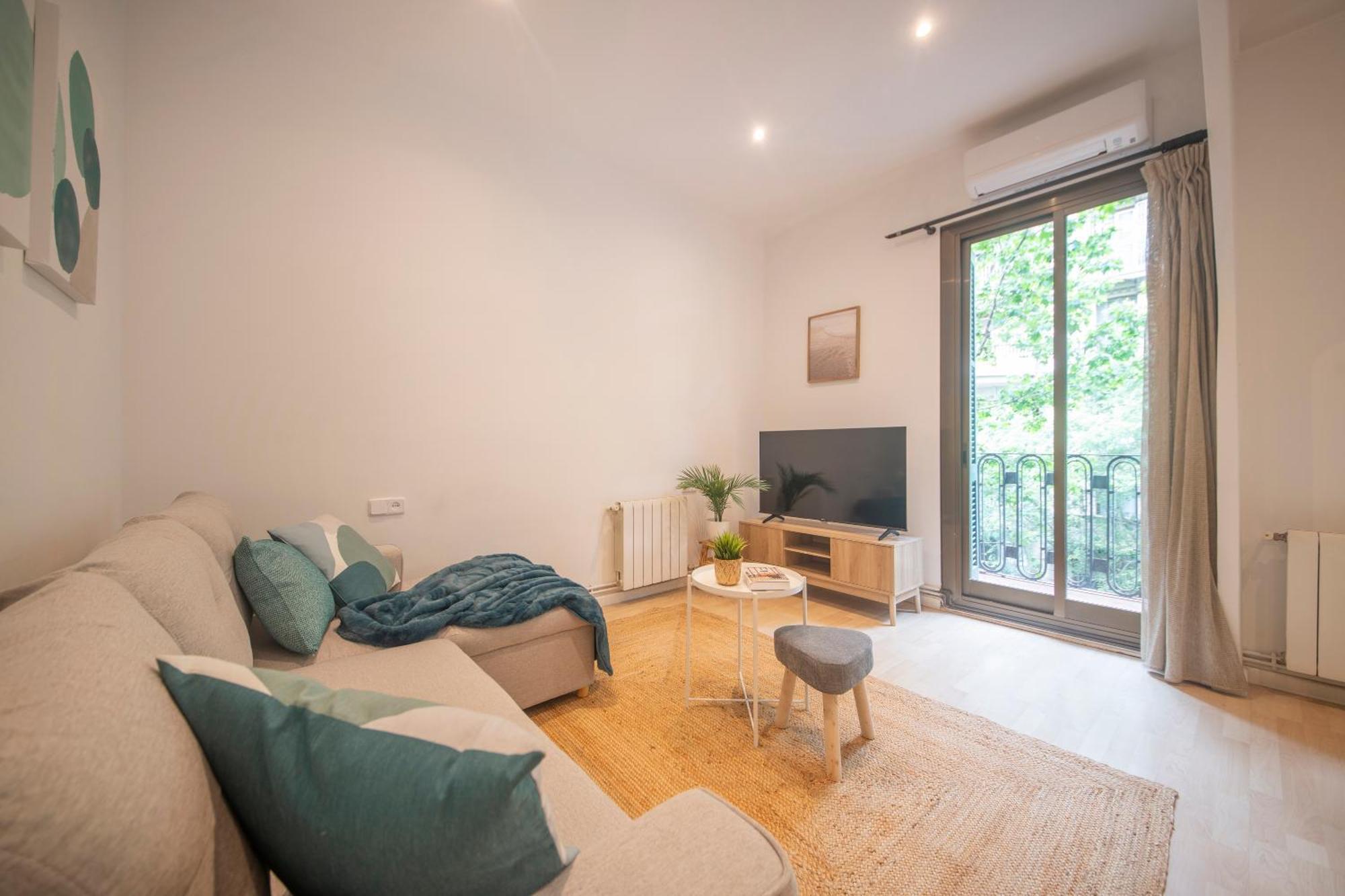 Apartment One Bedroom In Carrer Arago *